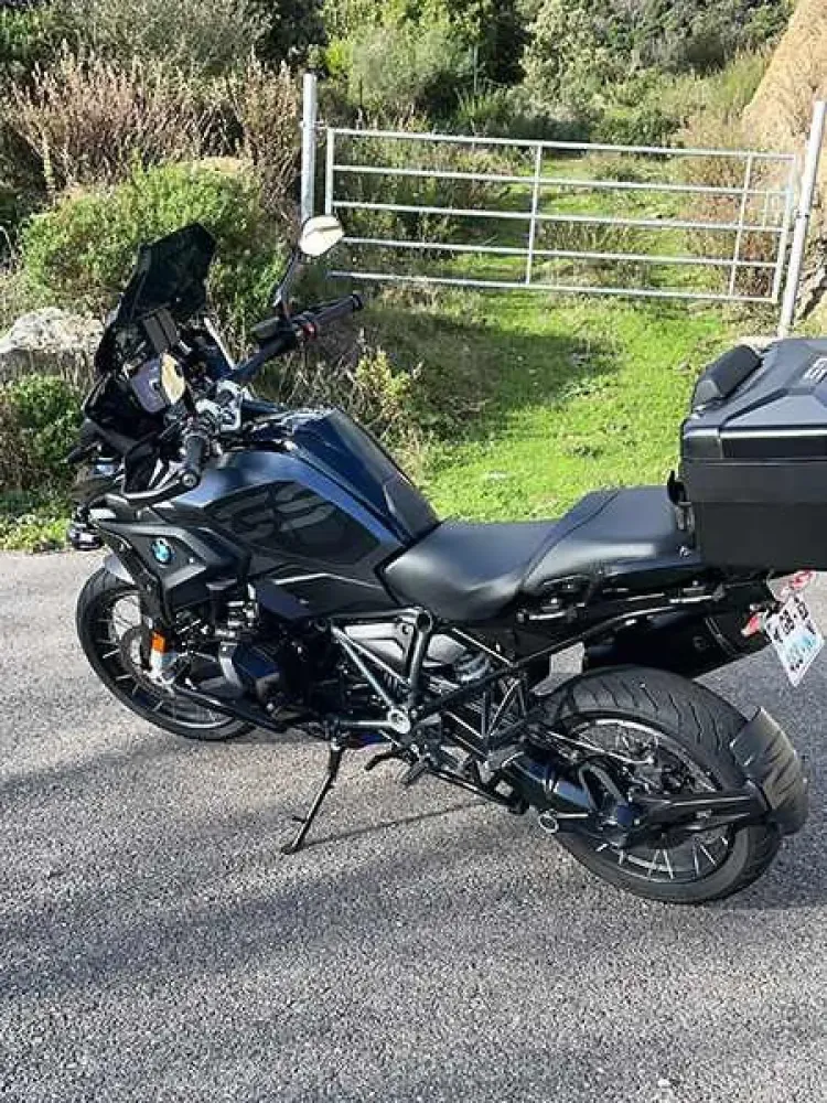 Trajet-a-moto-a-Salon-de-Provence